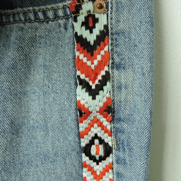 New Booty Fit High Waist Jeans embroidered side distressed size 6 Divided H&M - Picture 11 of 14